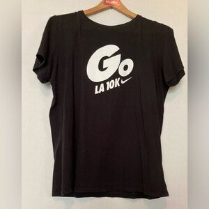 Nike 🟣 GUC Size Large LA 10K Finisher Tee